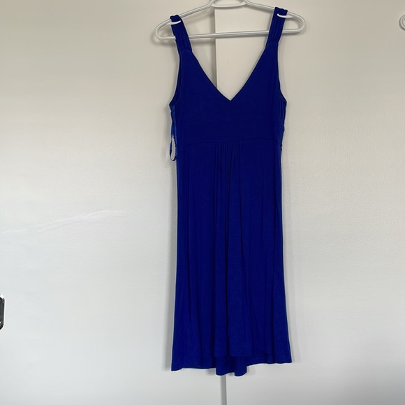 Le chateau dress - Picture 2 of 2